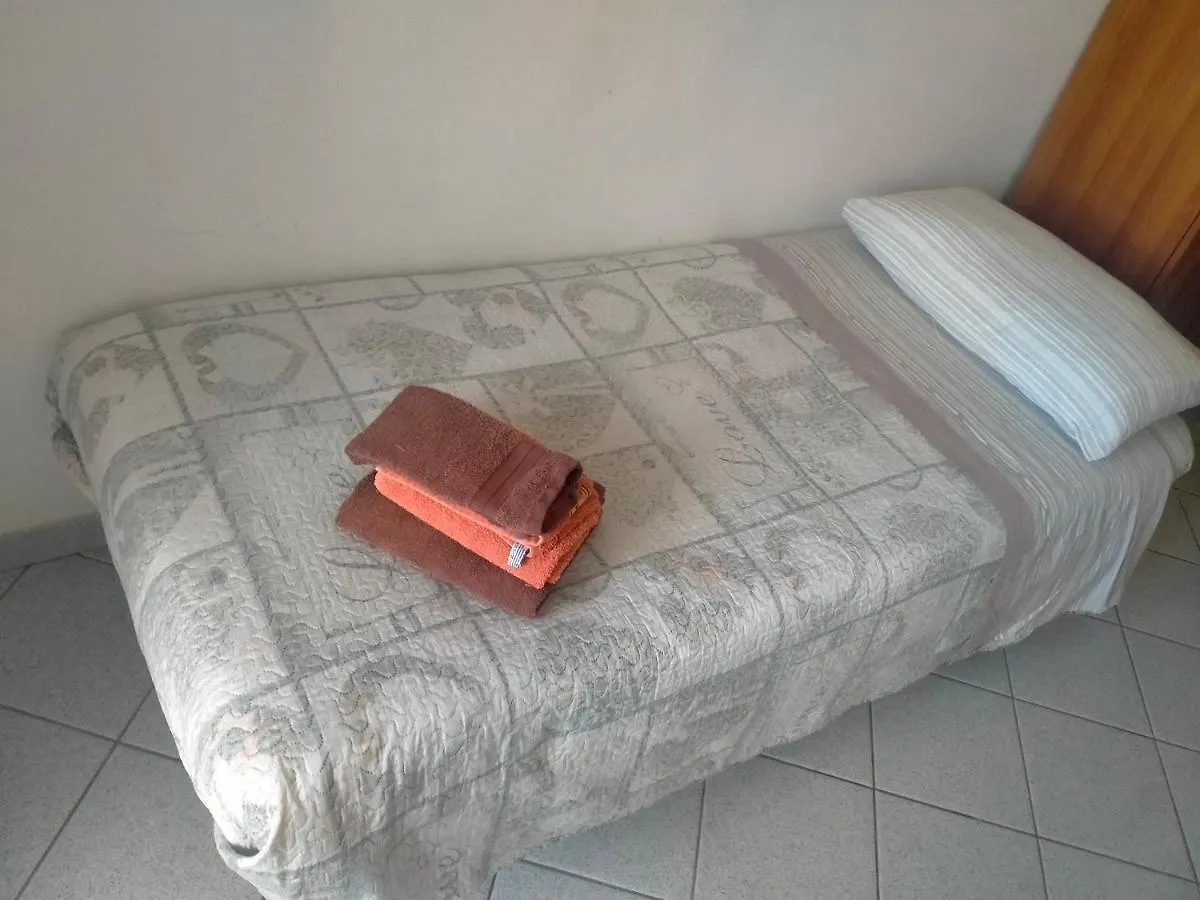 Apartment Appartamento Santa Giusta